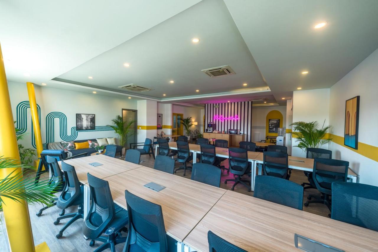 Olive Hotel Indiranagar By Embassy Group バンガロール エクステリア 写真
